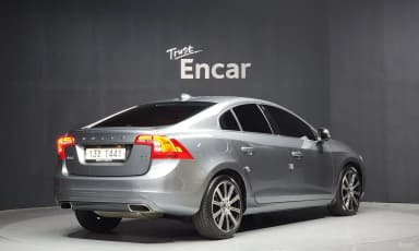 S60