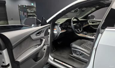 Q8 (4M)