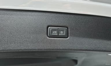 Q8 (4M)