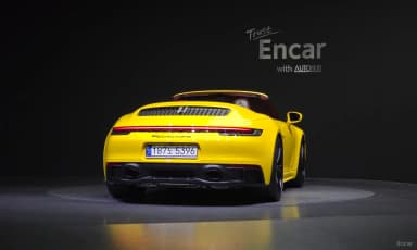 911 (992)