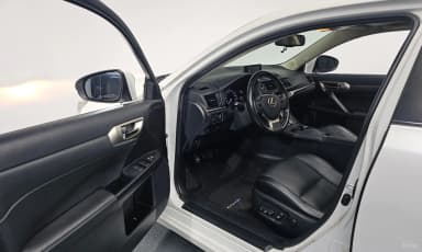 CT200h