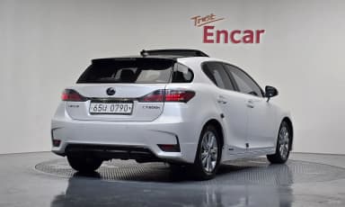 CT200h