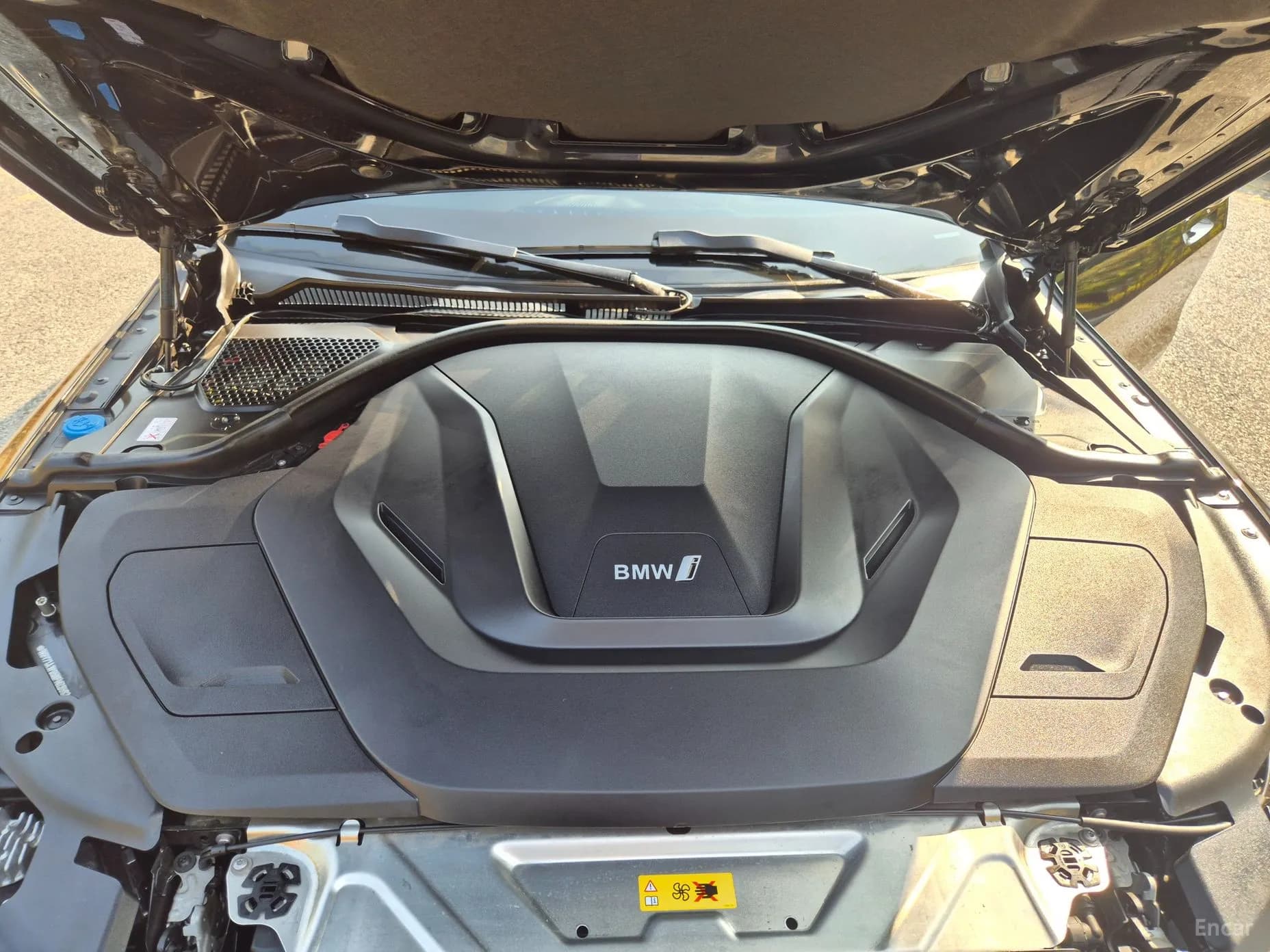 i4