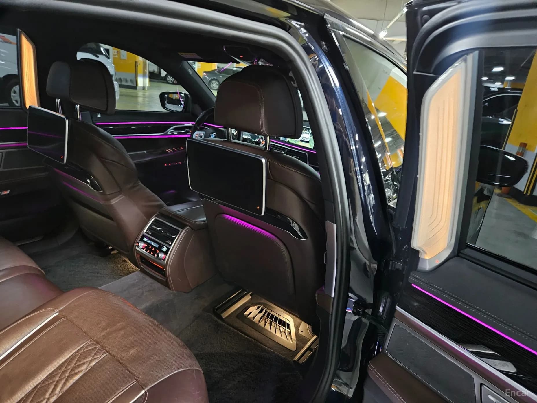 7 Series (G11)