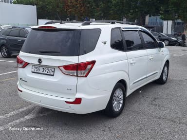 Korando Turismo