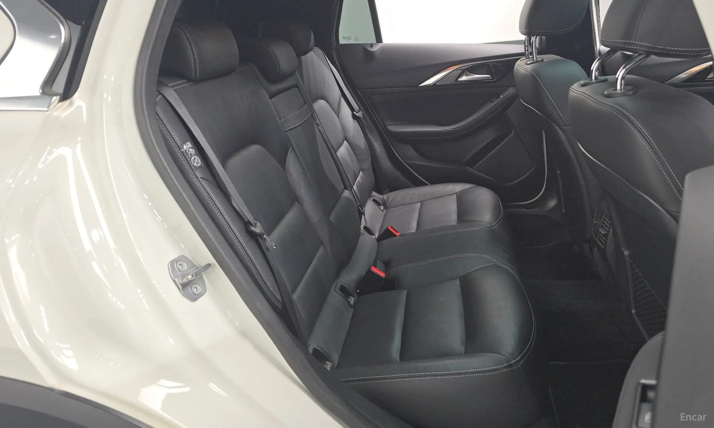 QX30