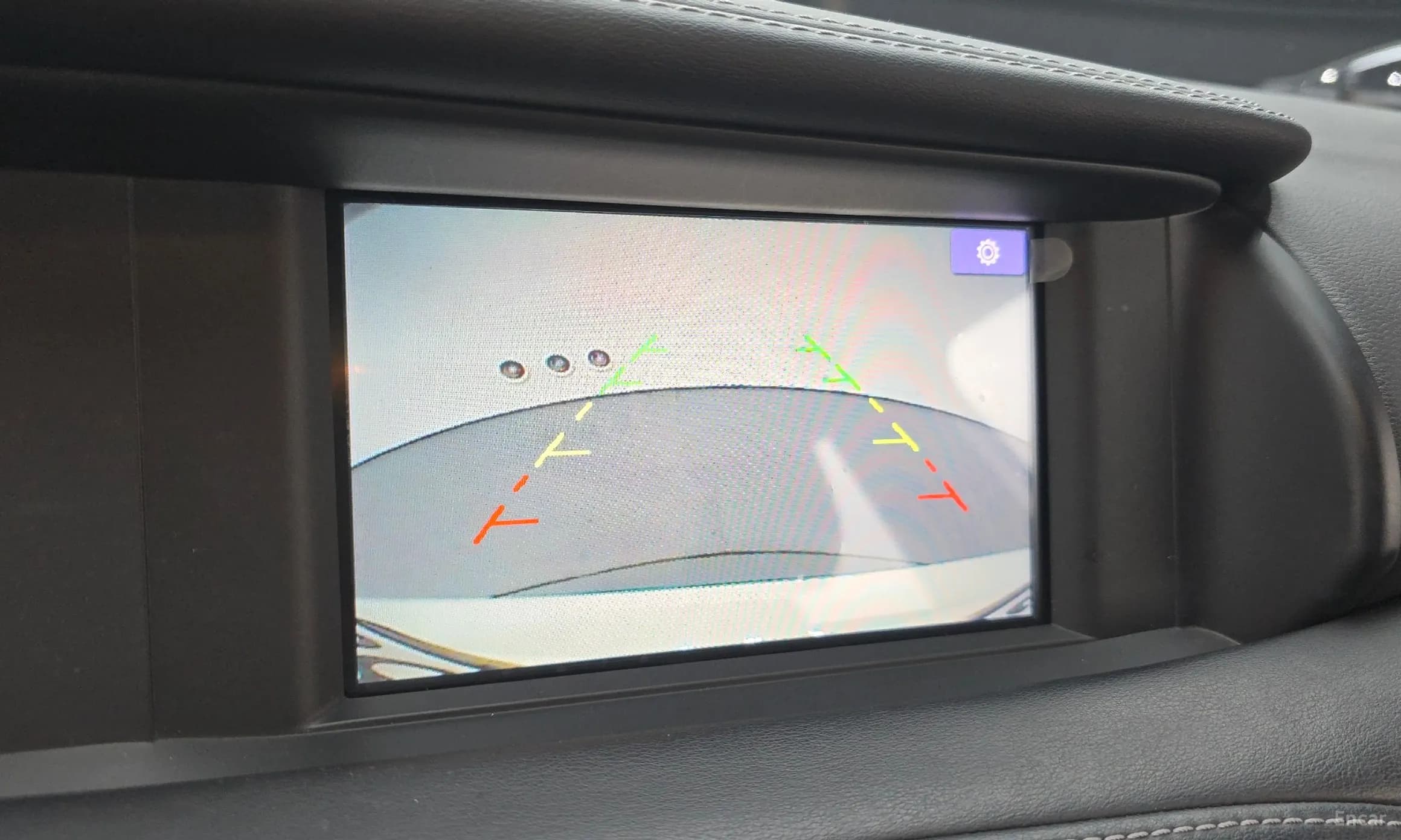QX30