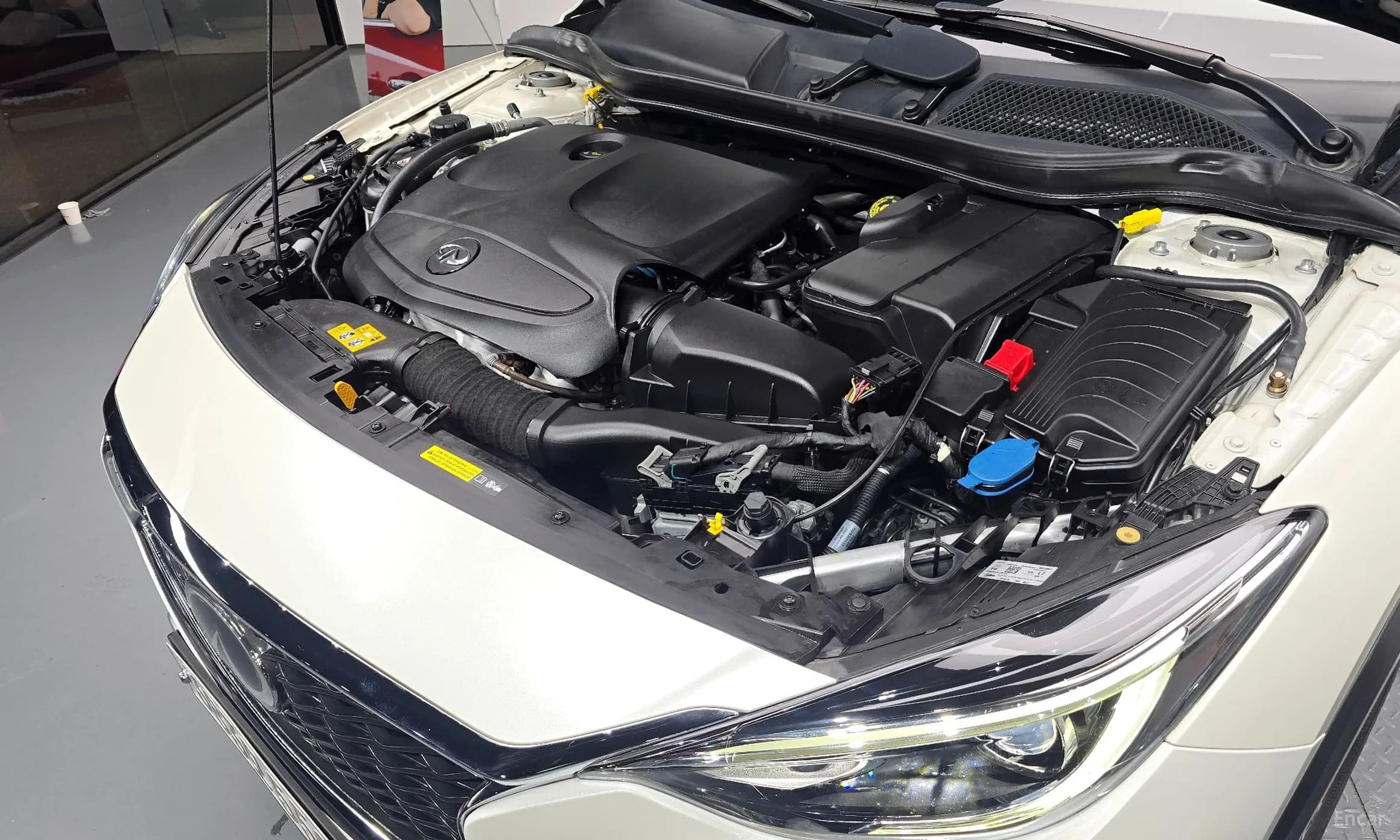 QX30