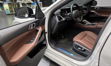 X6 (G06)