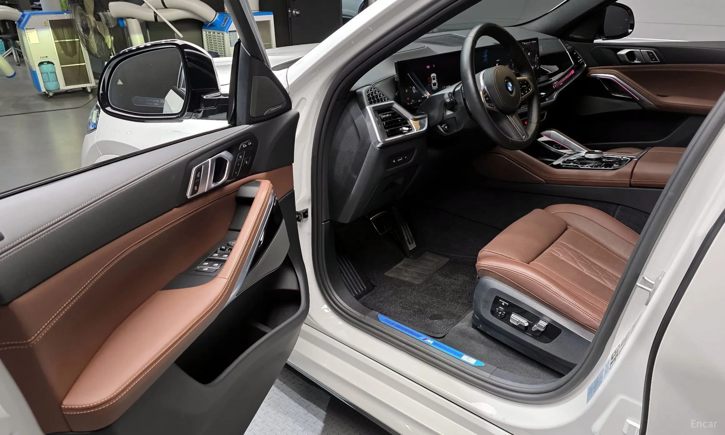 X6 (G06)