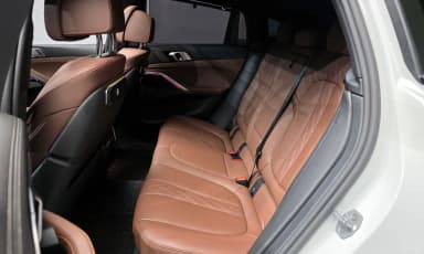 X6 (G06)
