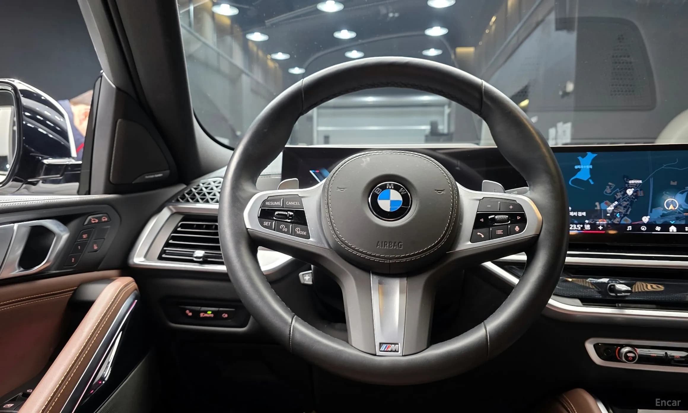 X6 (G06)