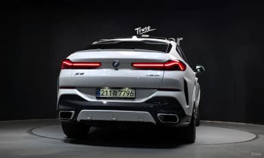 X6 (G06)