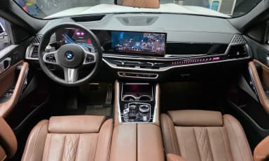 X6 (G06)