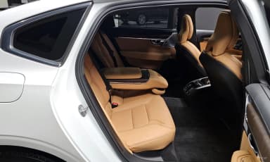 S90