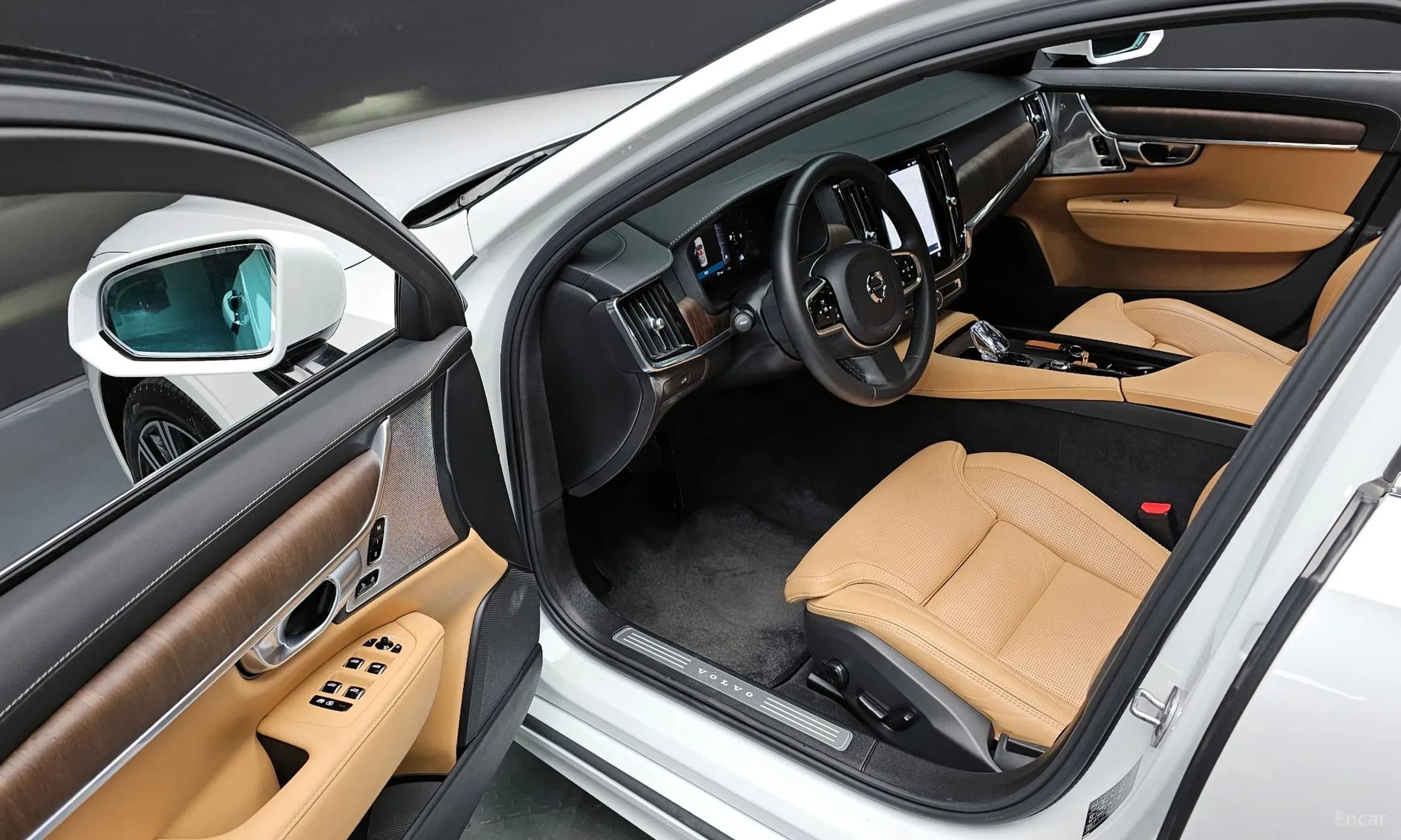 S90
