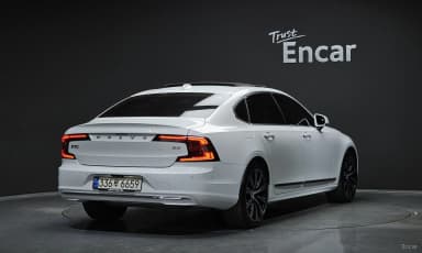 S90