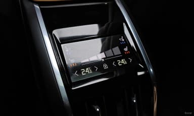 S90