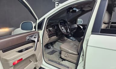 Korando Turismo