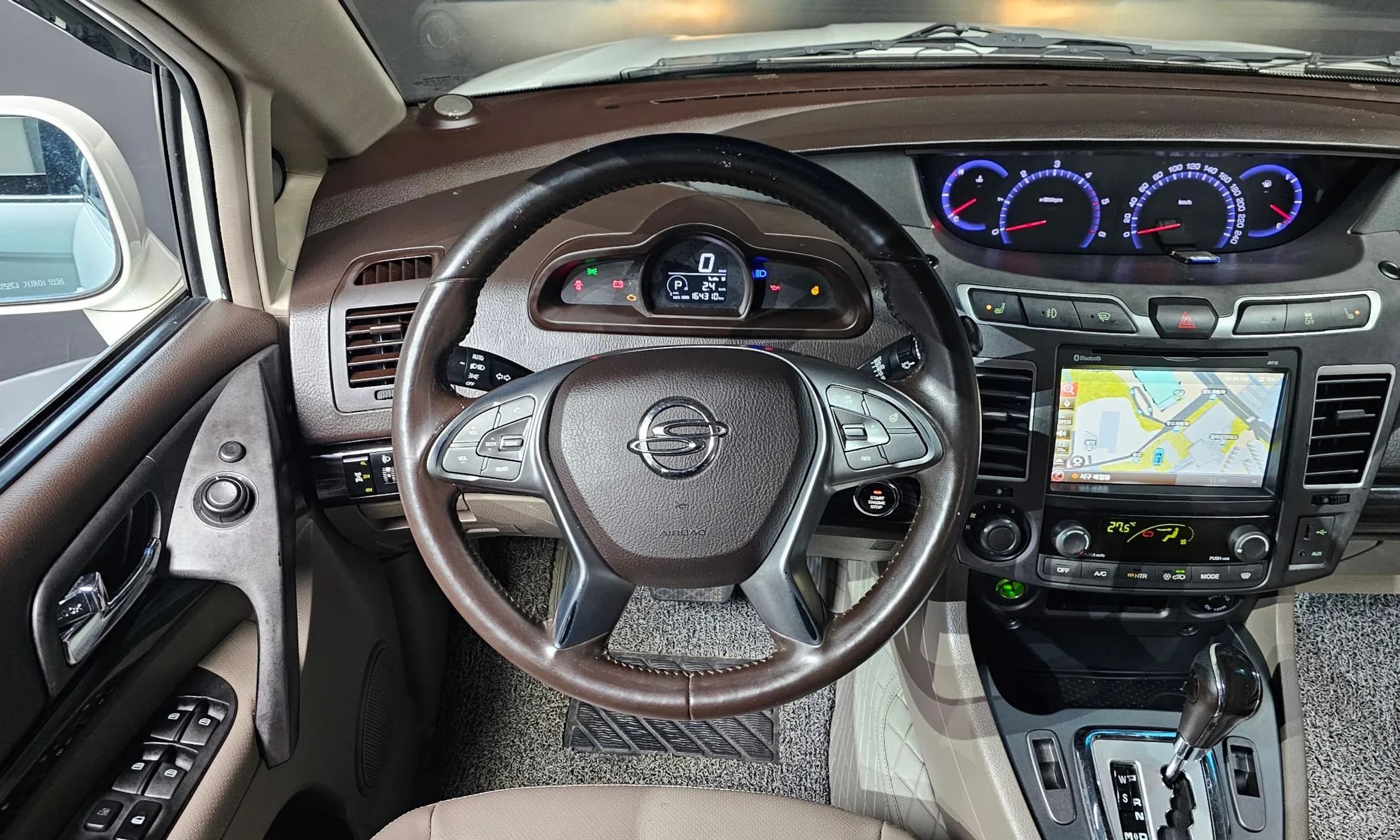 Korando Turismo