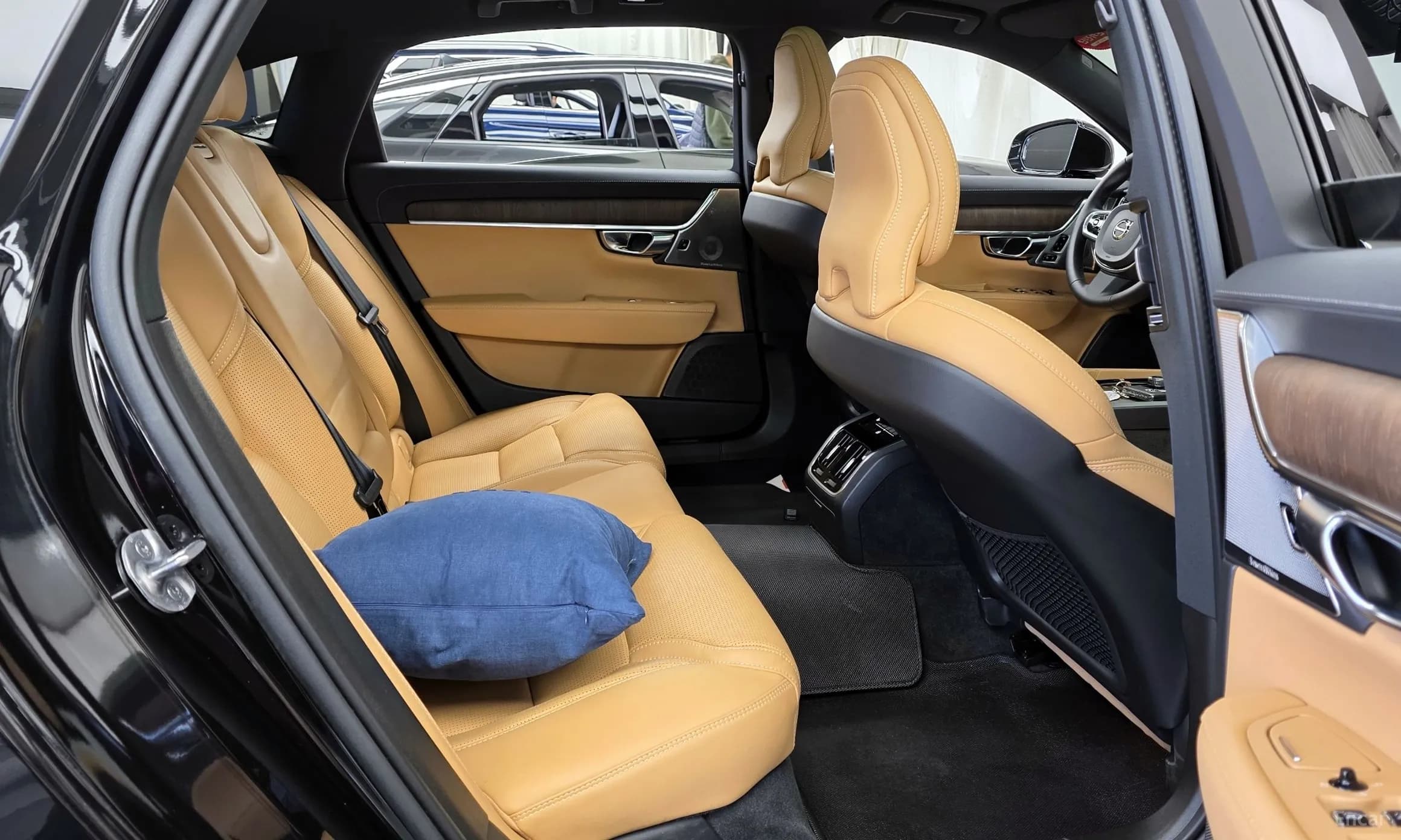 S90