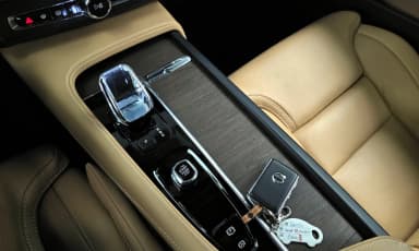 S90