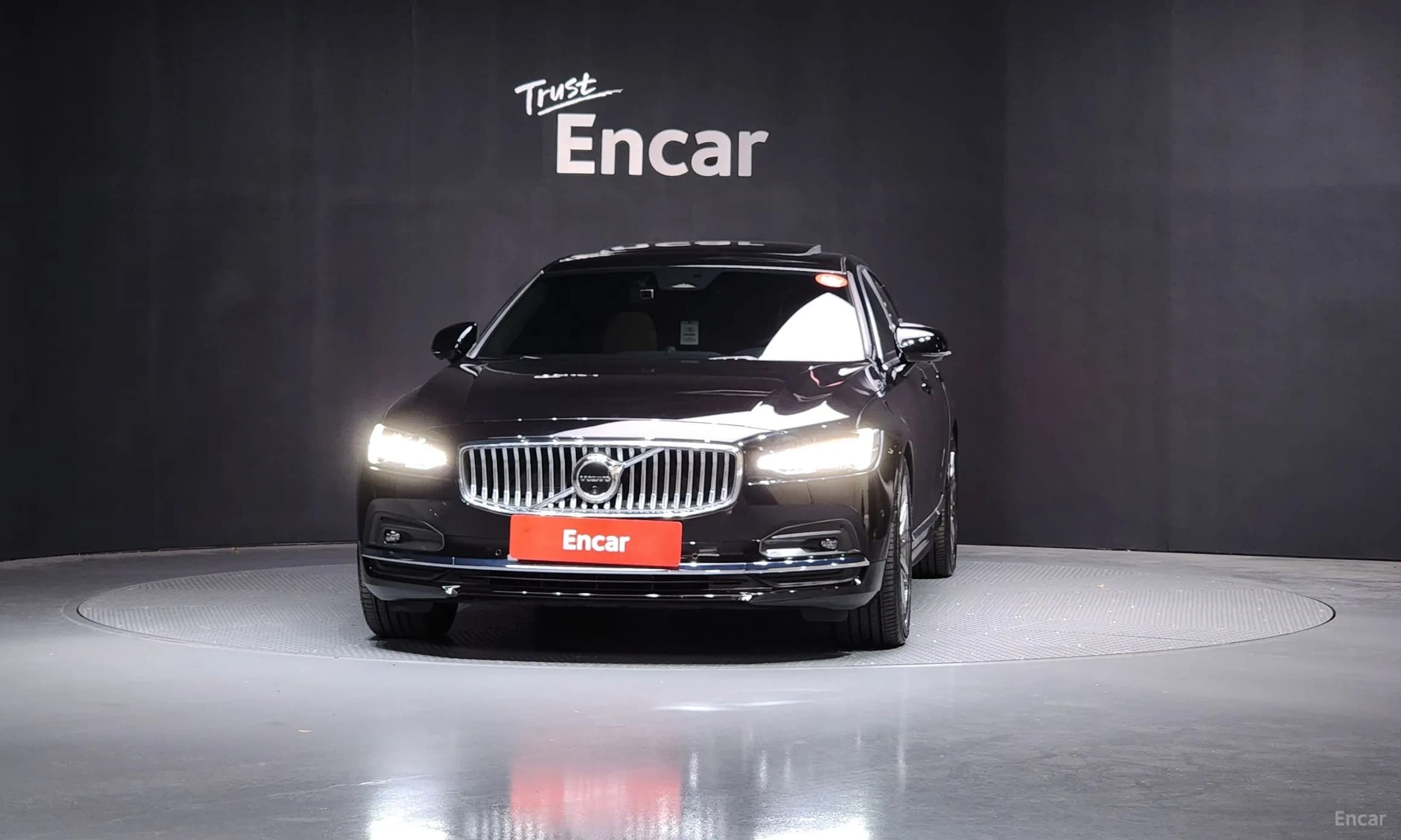 S90