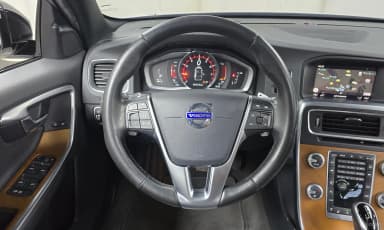 V60 Cross Country