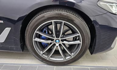 5 Series (G30)