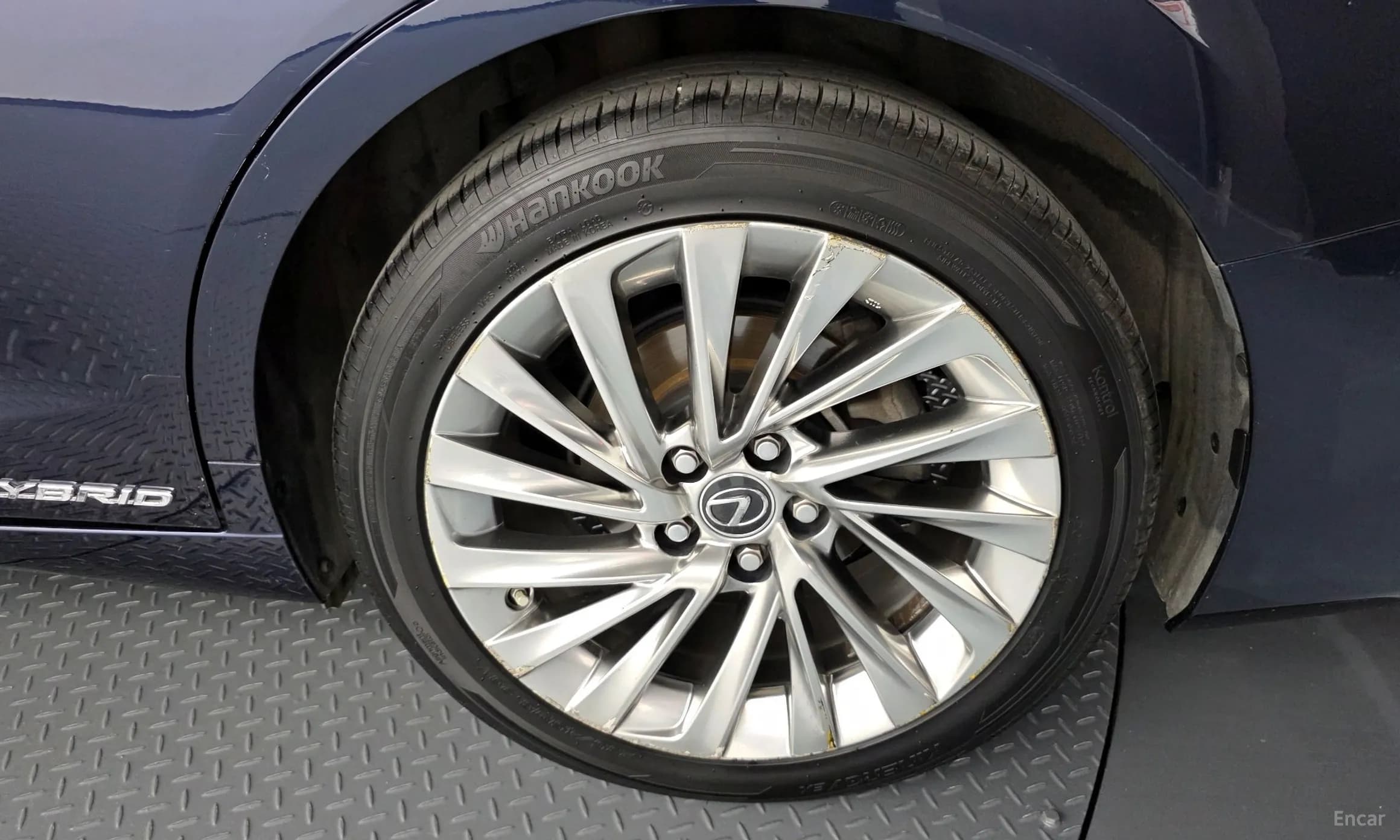 ES300h 7th Generation