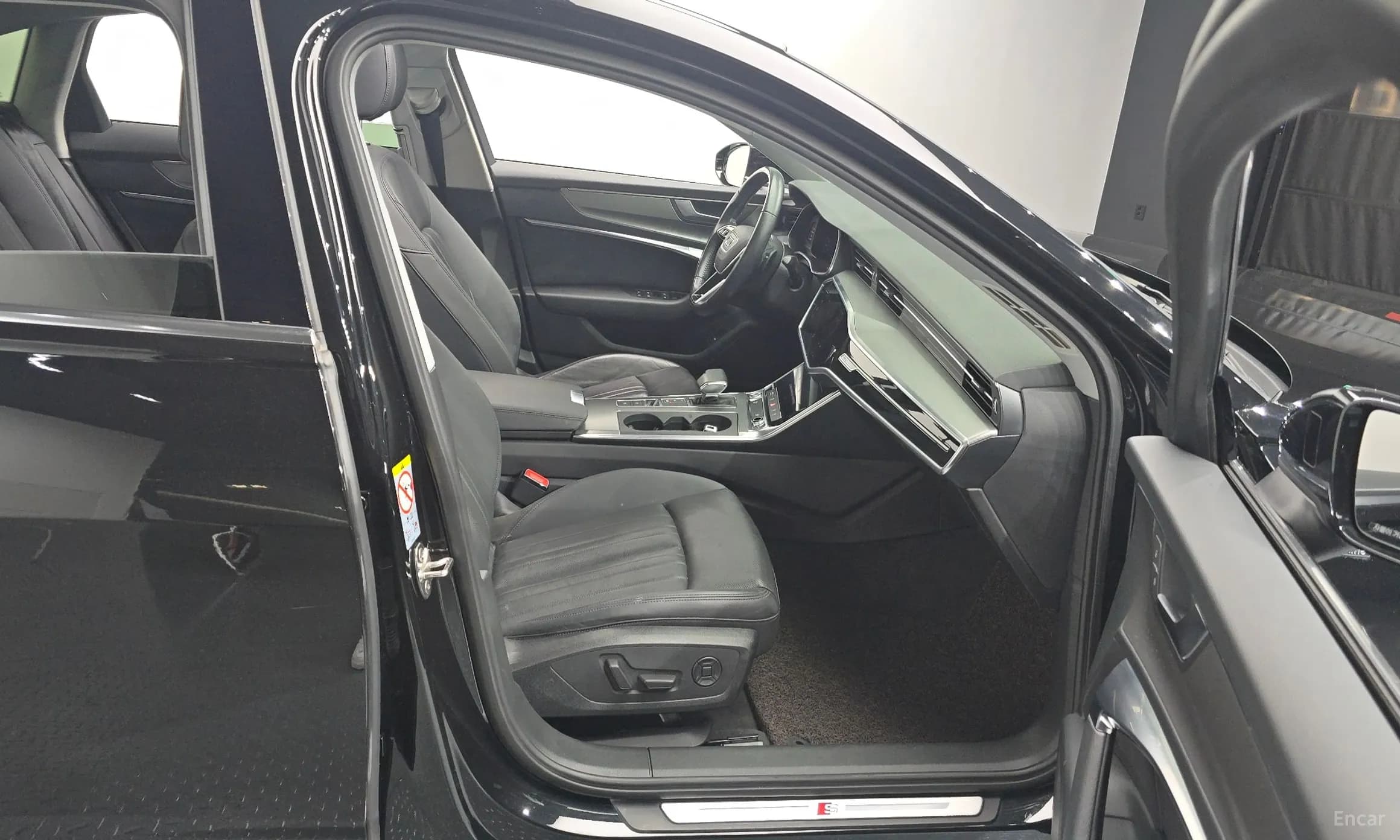 A6 (C8)