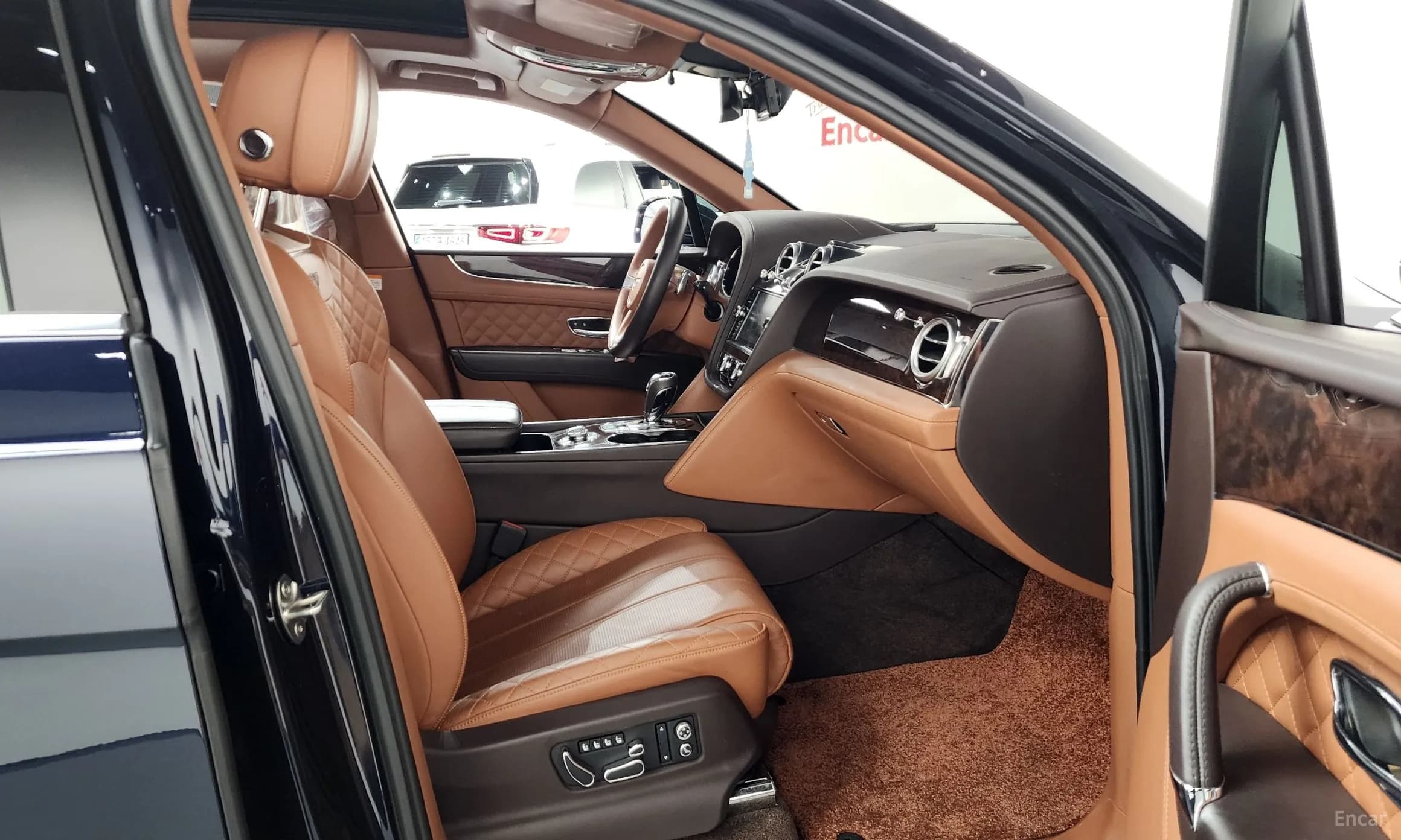Bentayga