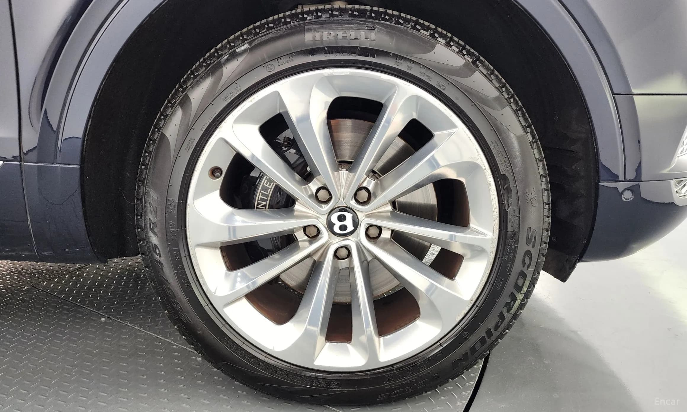 Bentayga