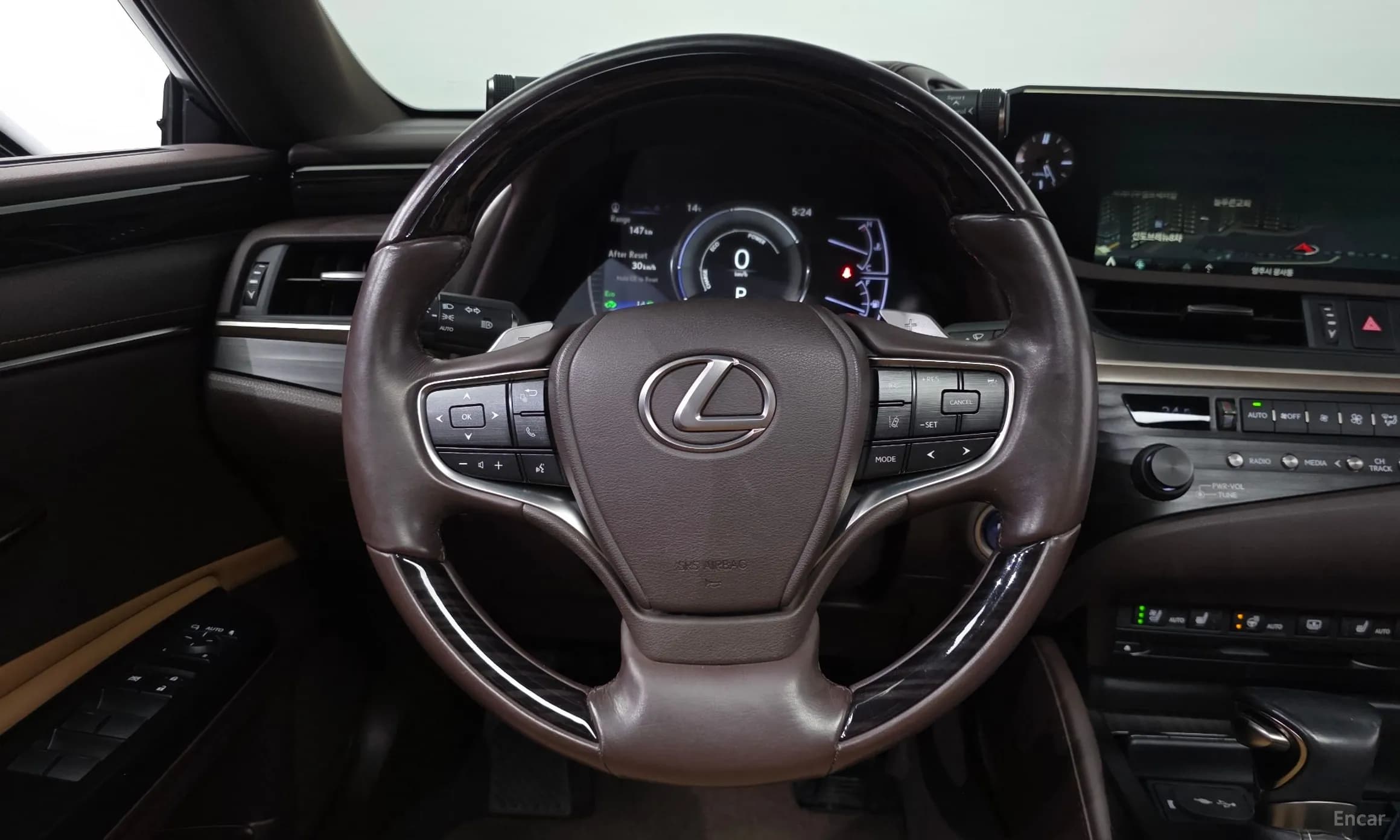 ES300h 7th Generation