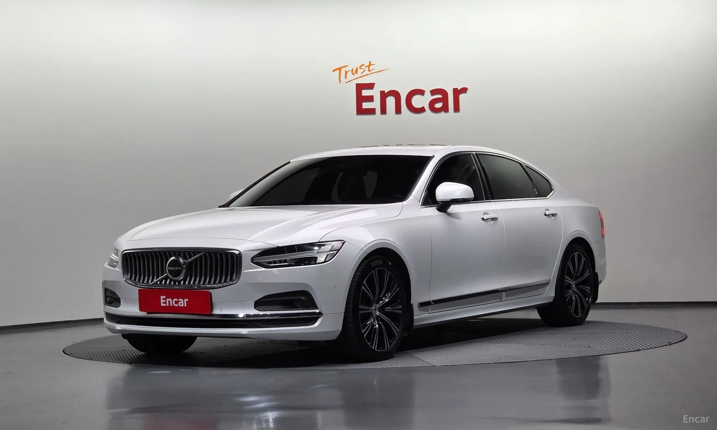 S90