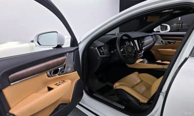 S90