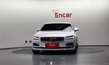 S90