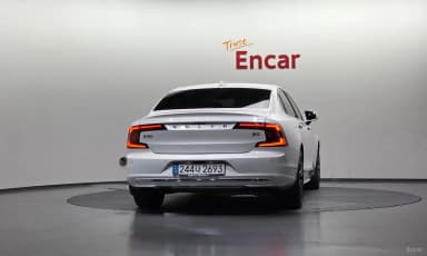 S90