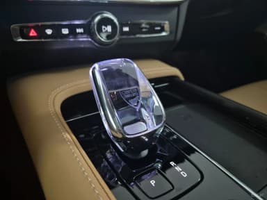 S90