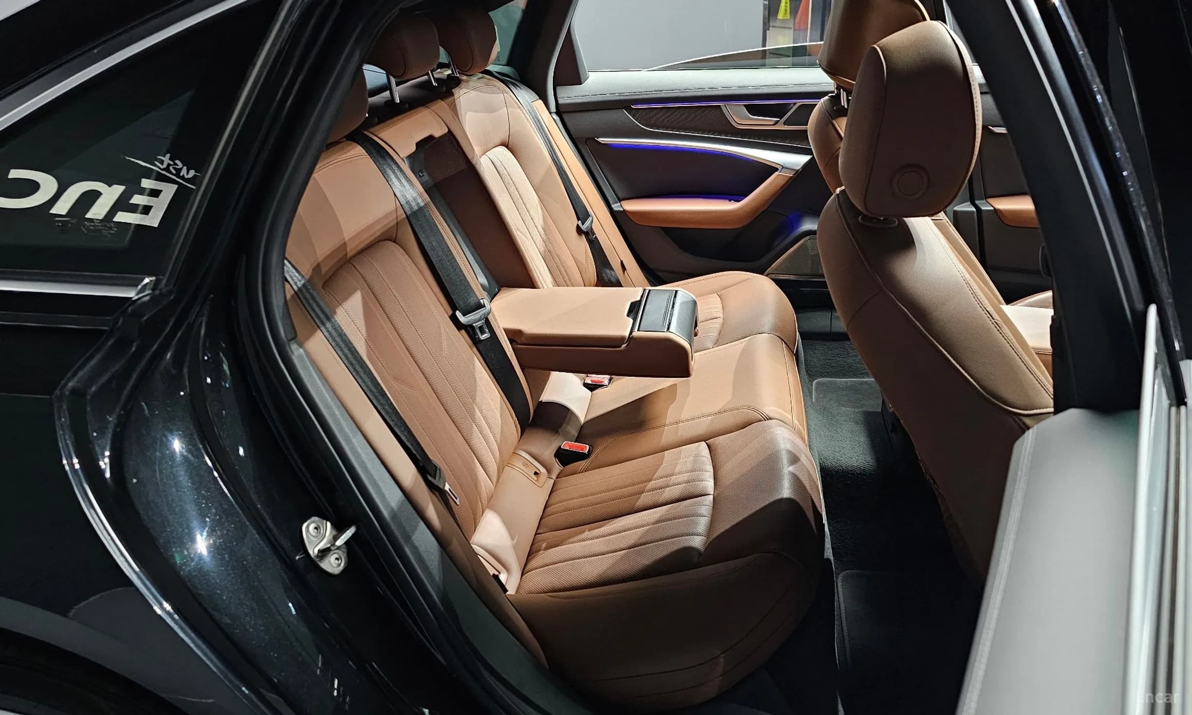 A6 (C8)