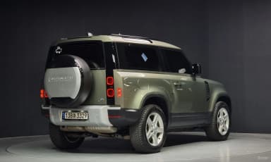 Defender (L663)