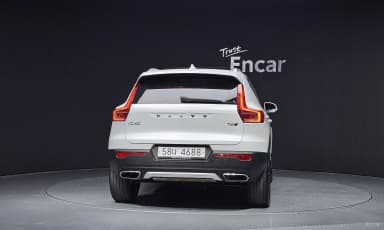 XC40