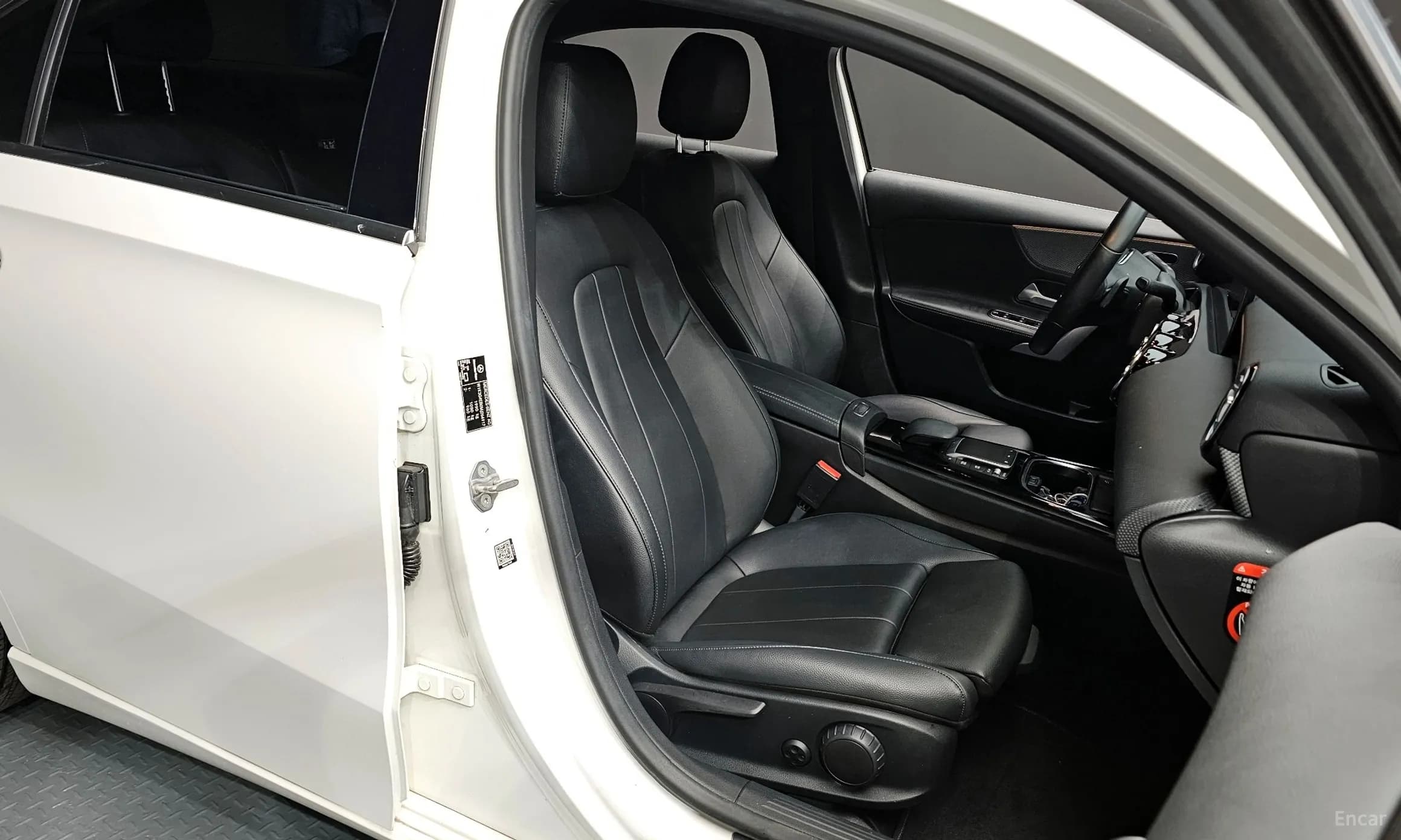 A-Class W177