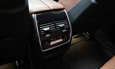 X6 (G06)