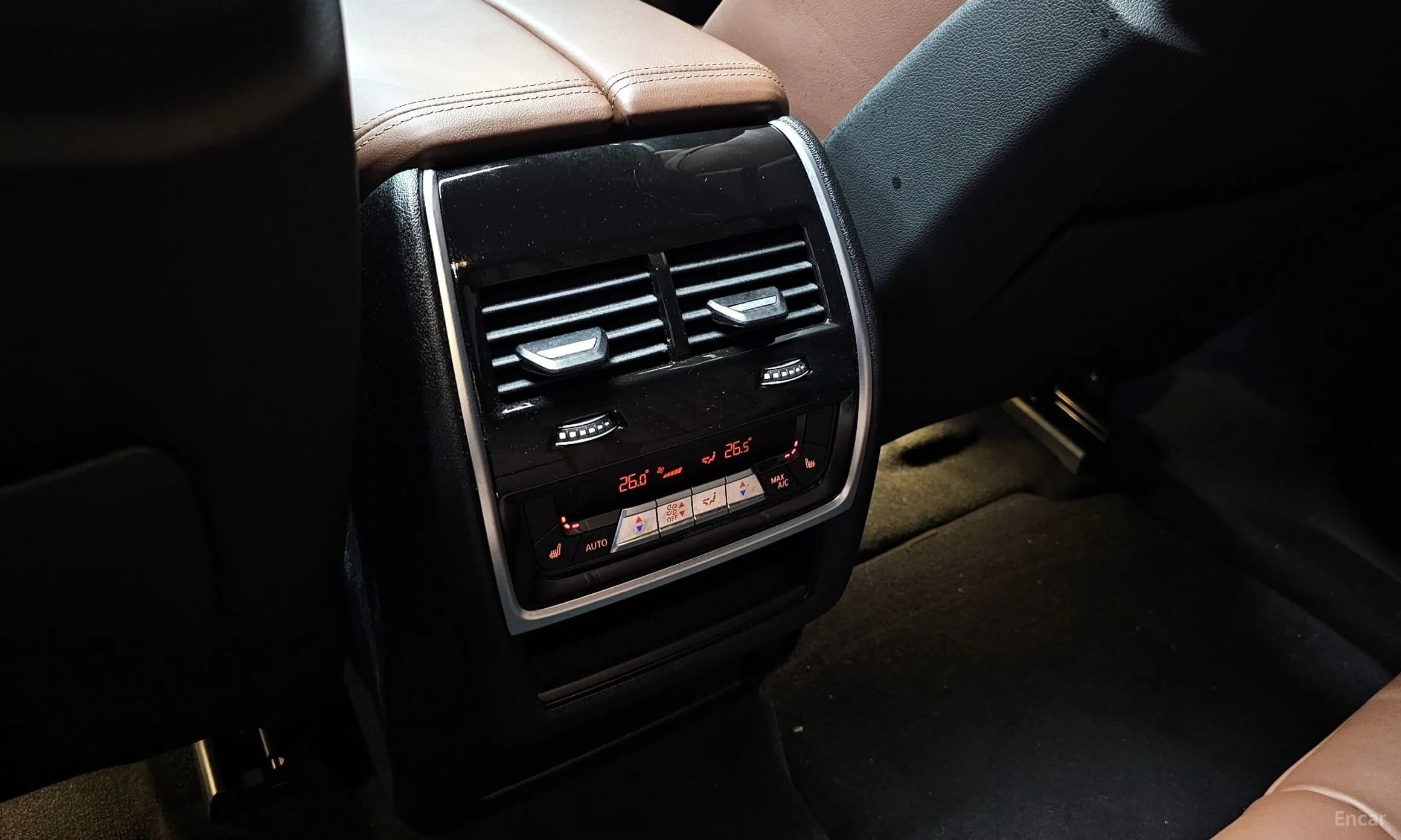 X6 (G06)