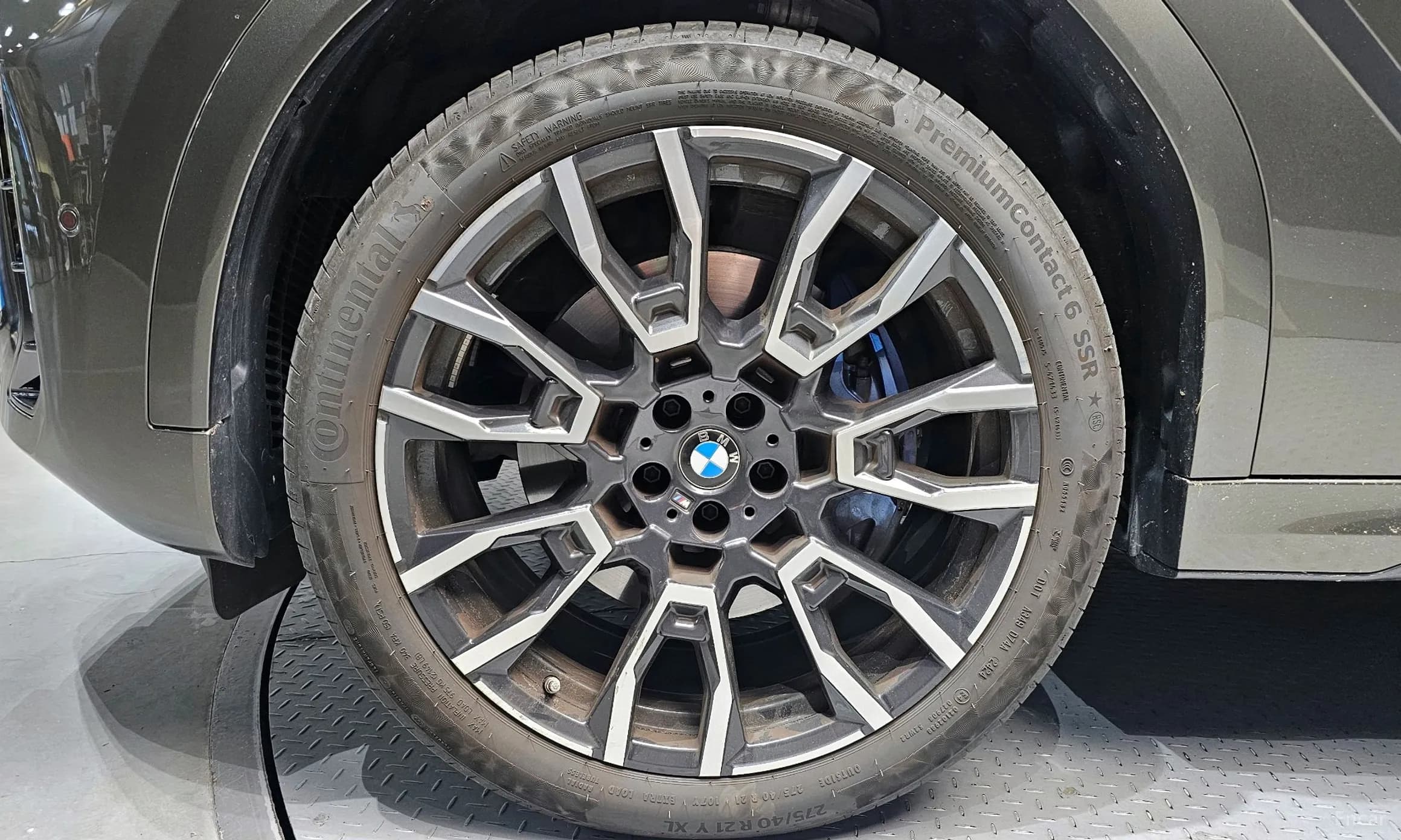 X6 (G06)
