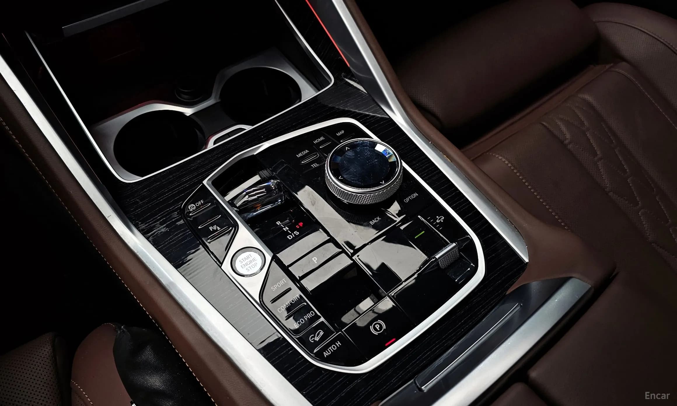 X6 (G06)