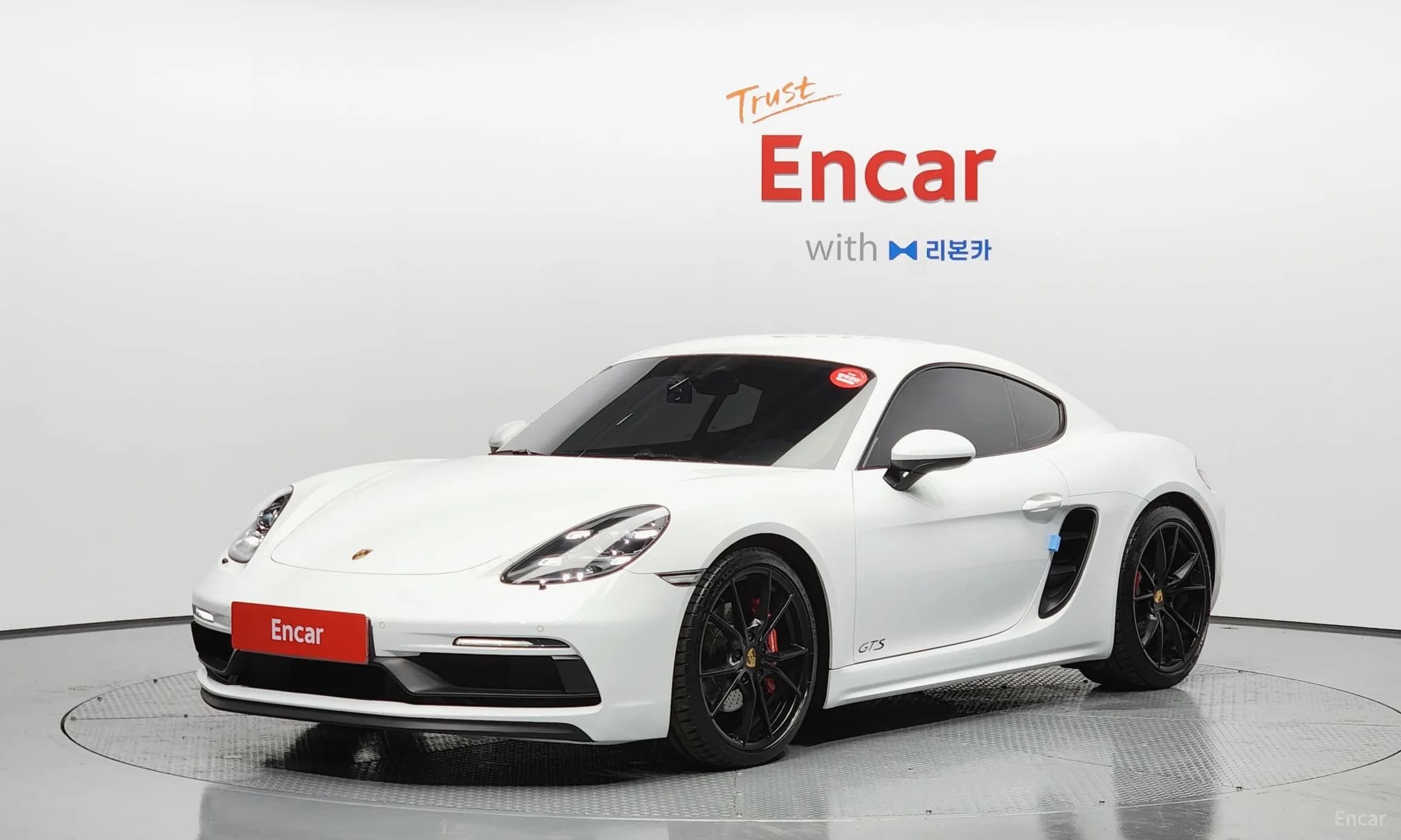 718 Cayman