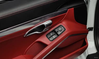 718 Cayman