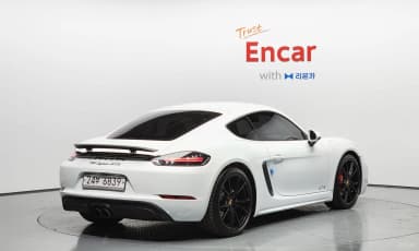 718 Cayman